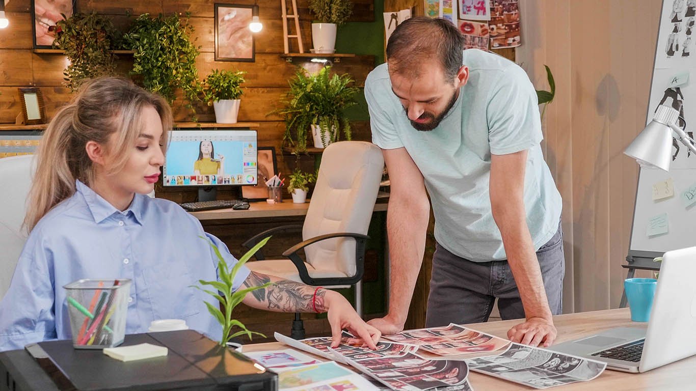 How to Choose the Right Color Palette for Your Brand